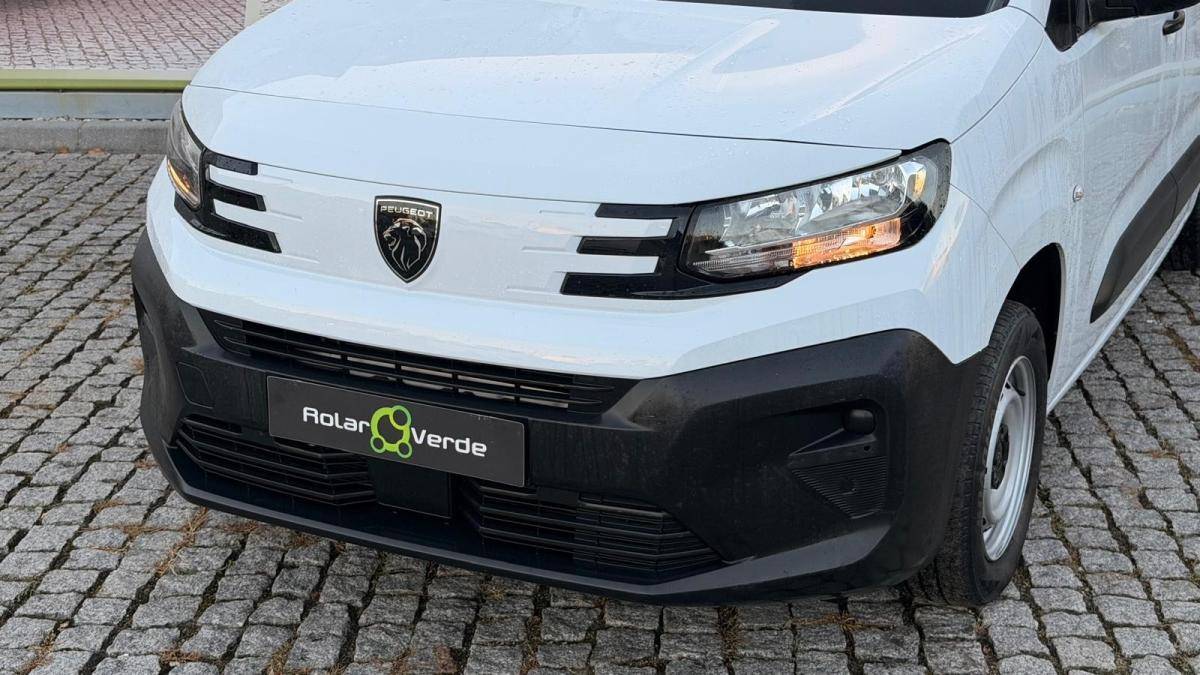 peugeot-partner-2025-diesel-1499cc