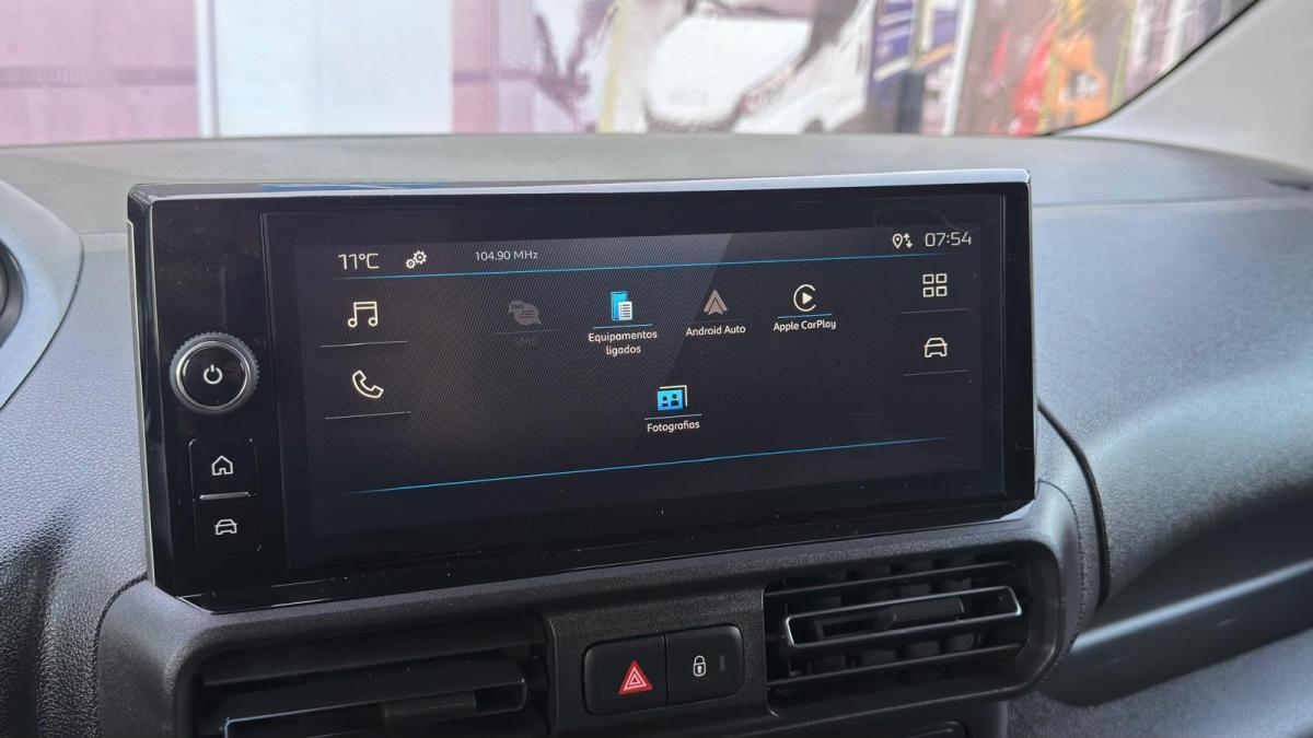 peugeot-partner-2025-diesel-1499cc
