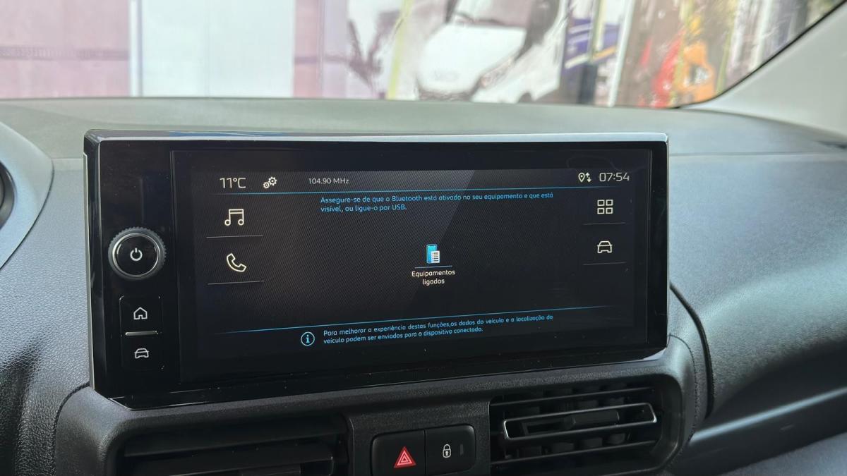peugeot-partner-2025-diesel-1499cc