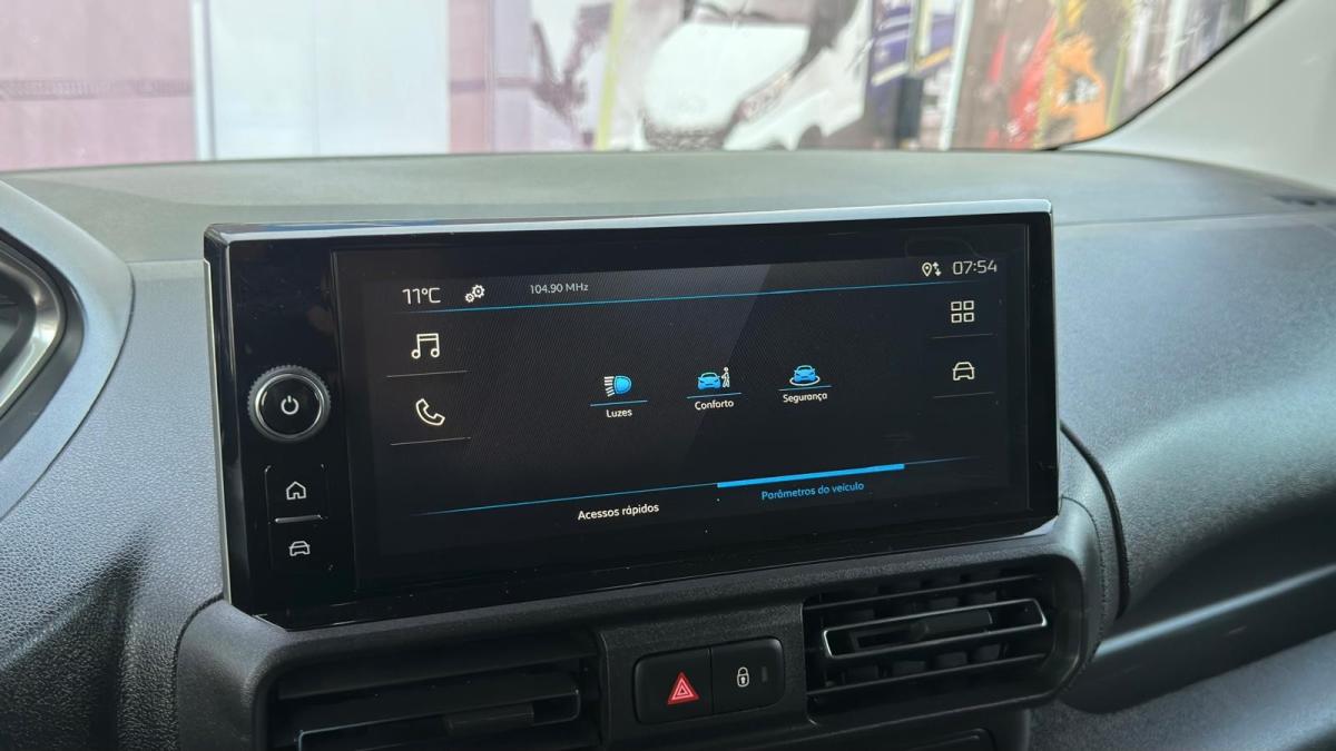 peugeot-partner-2025-diesel-1499cc