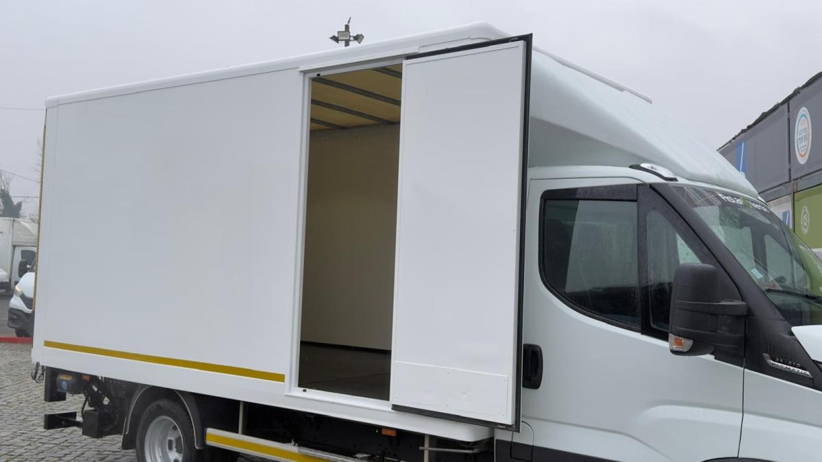 iveco-daily-2020-diesel-2998cc