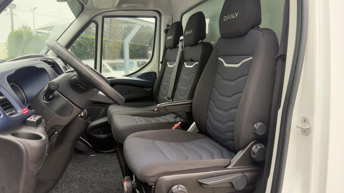 iveco-daily-2020-diesel-2998cc