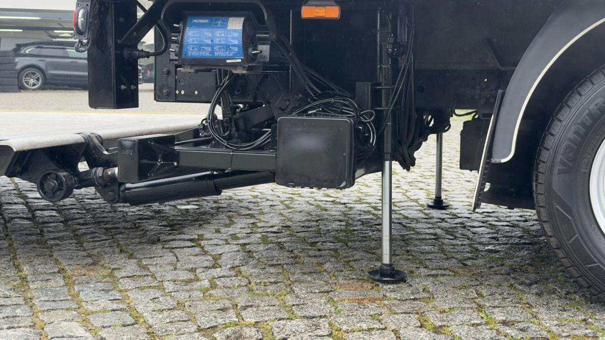 iveco-daily-2020-diesel-2998cc
