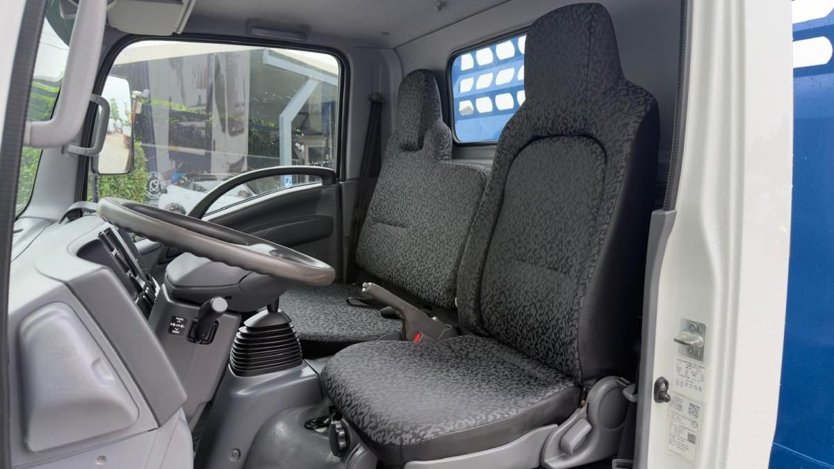 isuzu-nlr-2019-diesel-2999cc