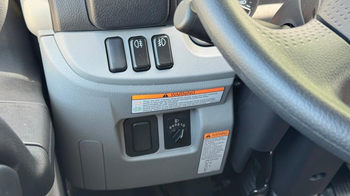 mitsubishi-canter-2026-diesel-2998cc