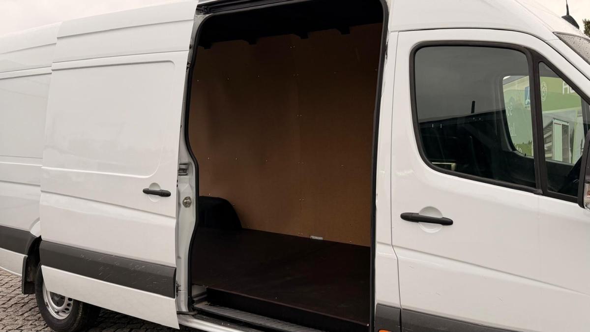 mercedes-benz-sprinter-2016-diesel-2143cc