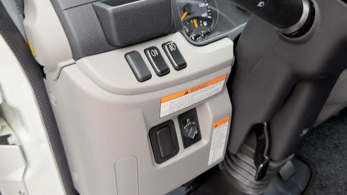 mitsubishi-canter-2026-diesel-2998cc
