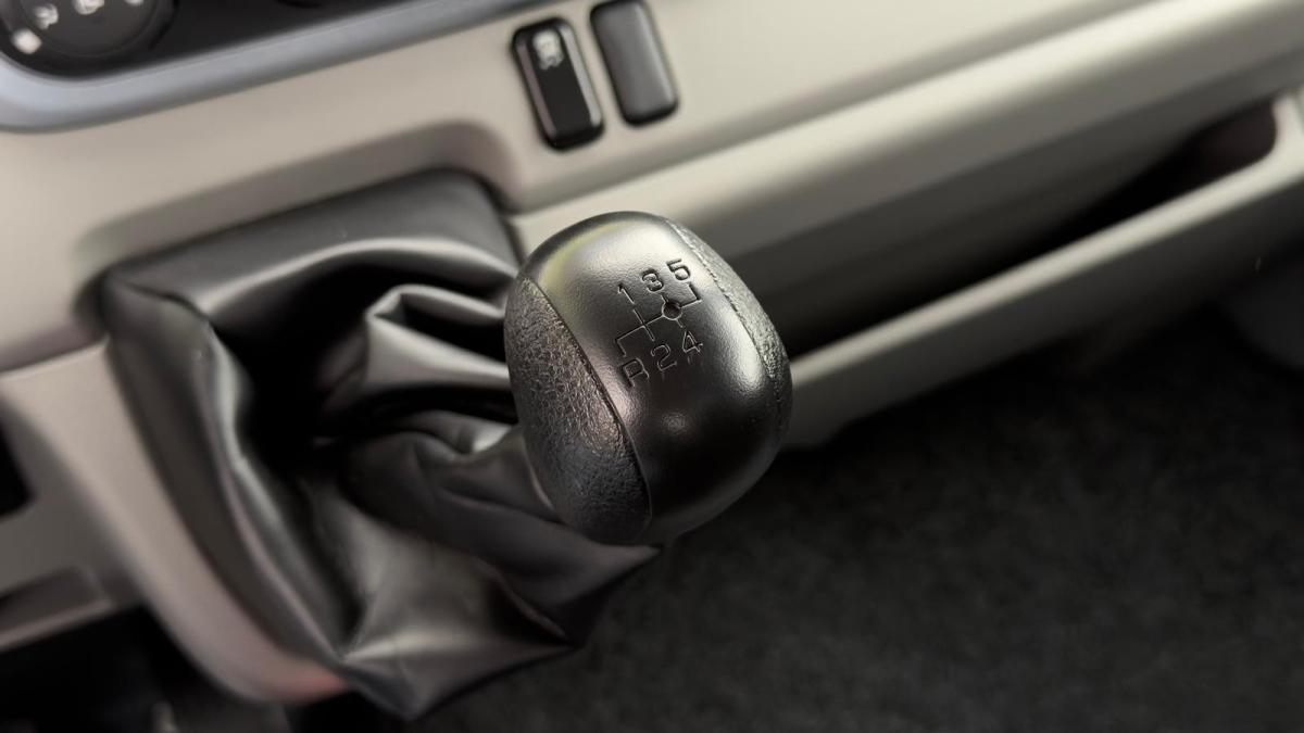 mitsubishi-canter-2026-diesel-2998cc