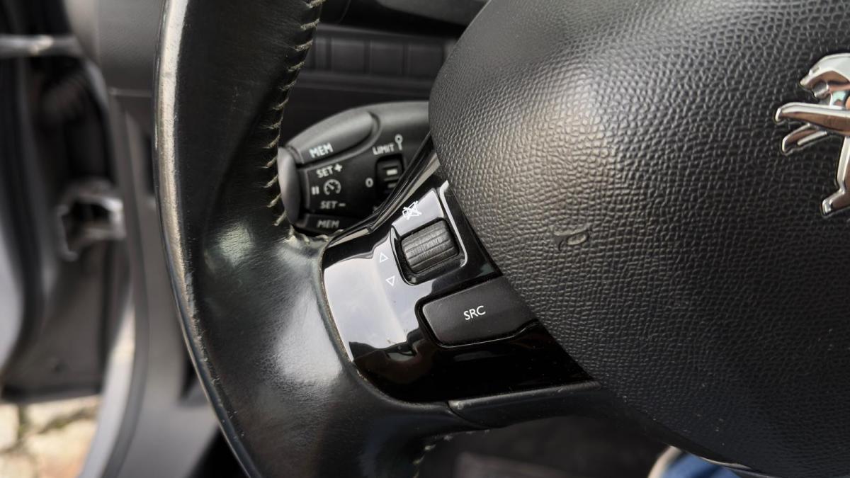 peugeot-308-2014-diesel-1560cc