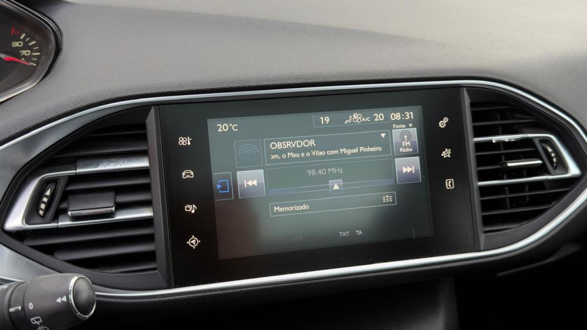 peugeot-308-2014-diesel-1560cc