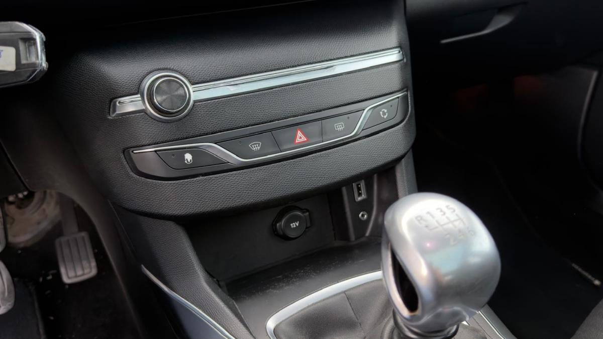 peugeot-308-2014-diesel-1560cc
