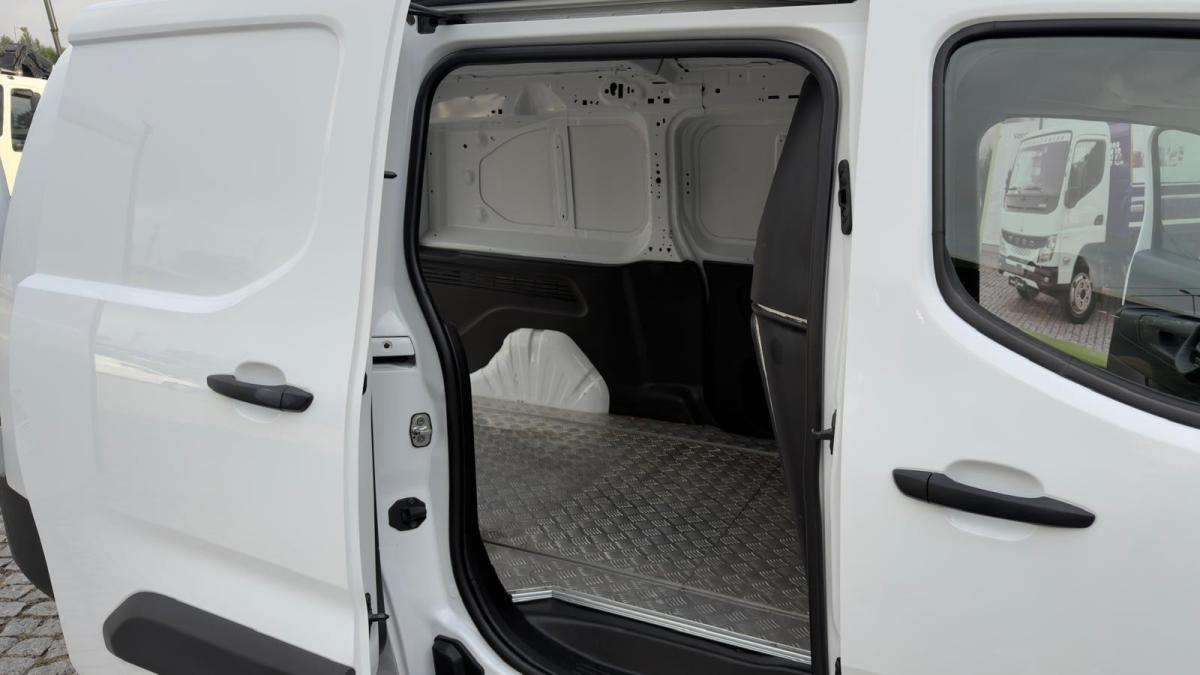 peugeot-partner-2020-diesel-1499cc
