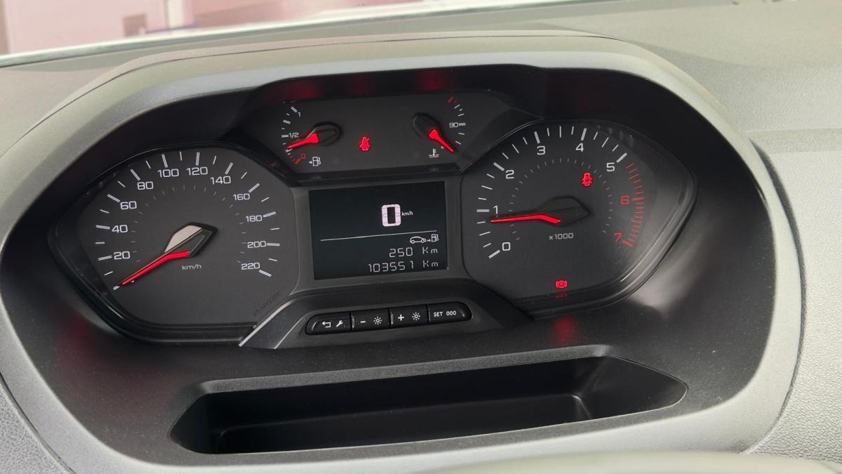 peugeot-partner-2020-diesel-1499cc