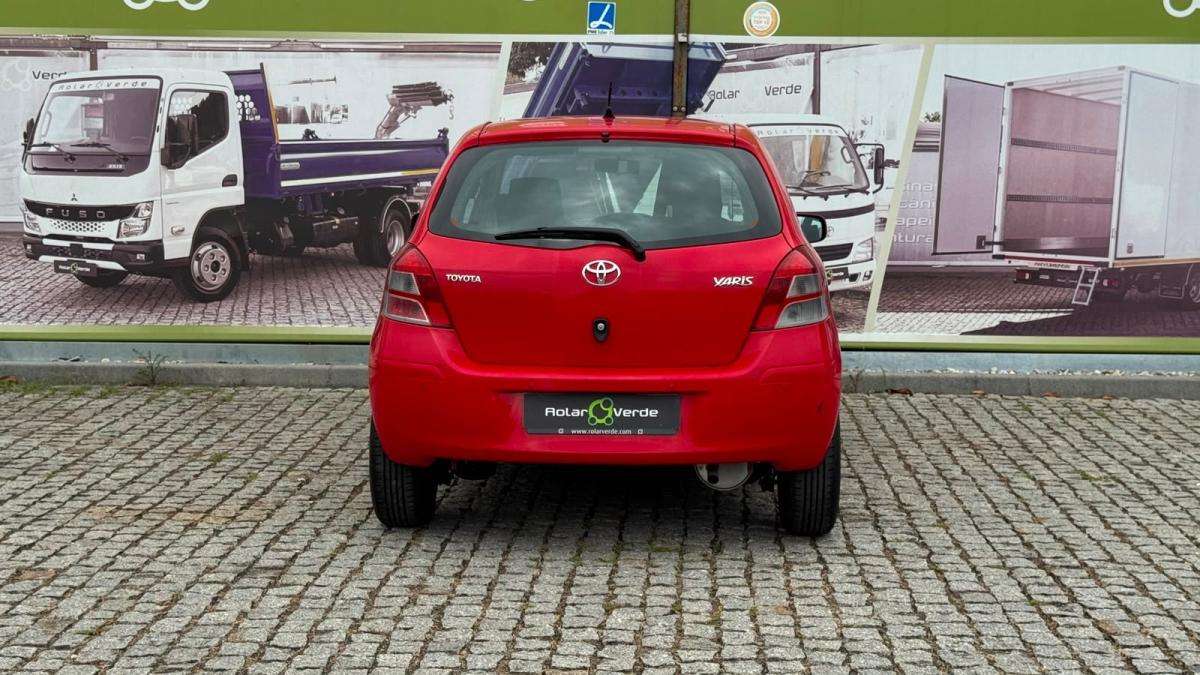 toyota-yaris-2010-gasolina-998cc