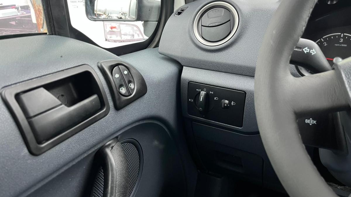 ford-tourneo-connect-2011-diesel-1753cc