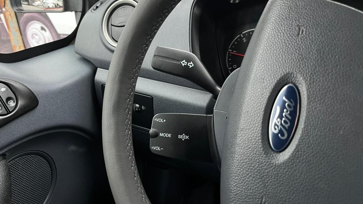 ford-tourneo-connect-2011-diesel-1753cc