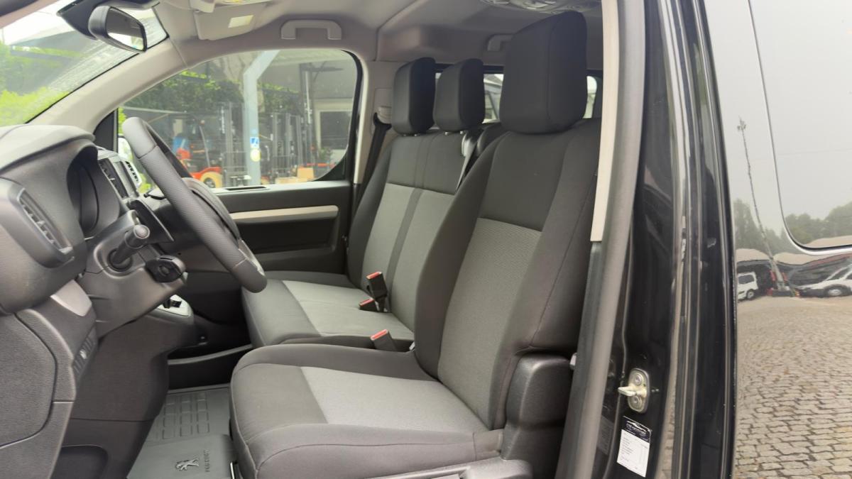 peugeot-traveller-2019-diesel-1997cc