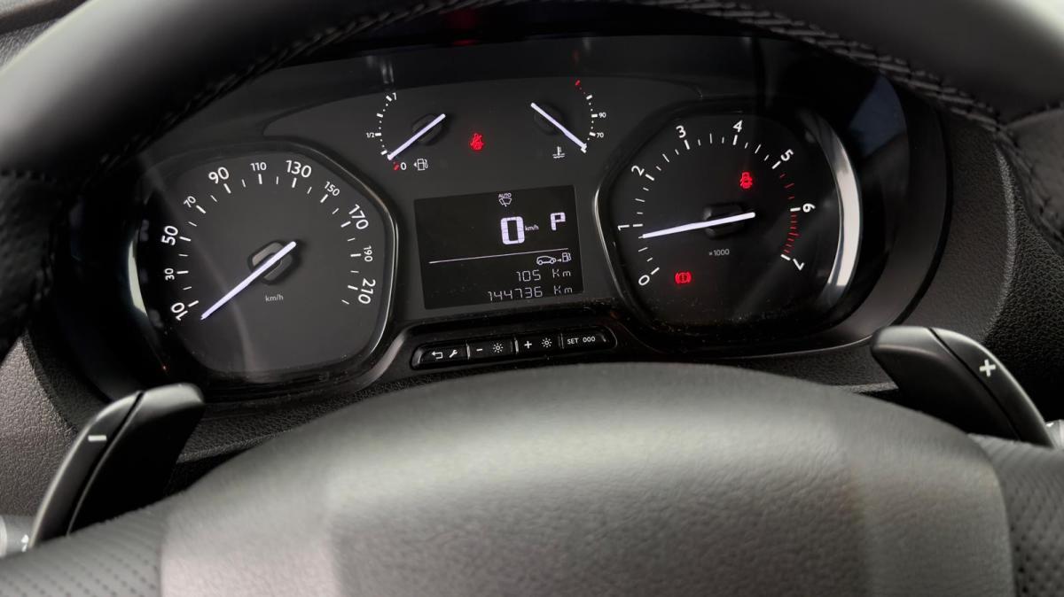 peugeot-traveller-2019-diesel-1997cc