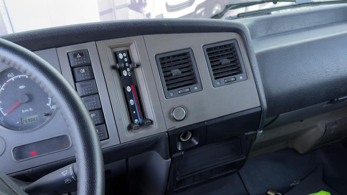 nissan-atleon-2005-diesel-2953cc