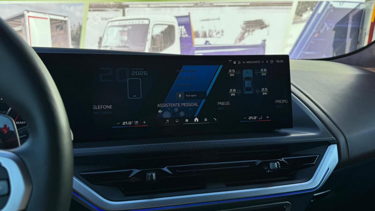 bmw-xm-2025-hibrido-a-gasolina-2998cc