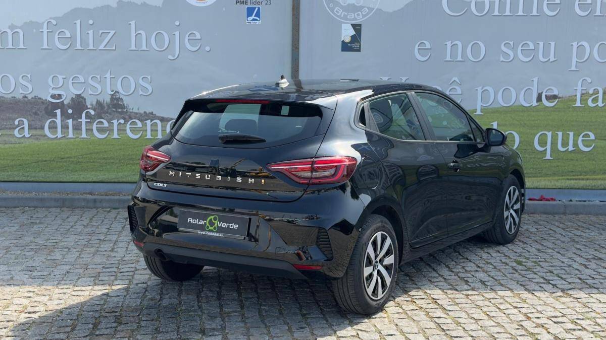mitsubishi-colt-2025-gasolina-999cc
