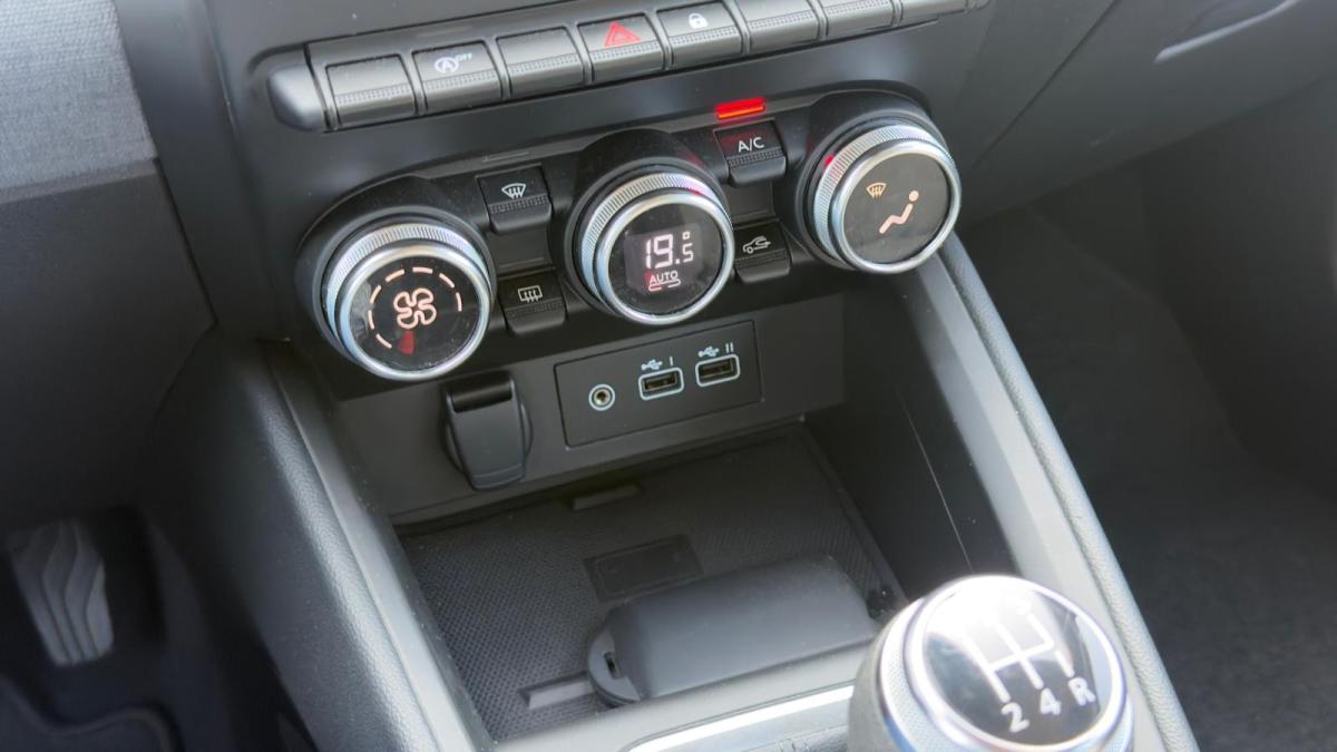 mitsubishi-colt-2025-gasolina-999cc