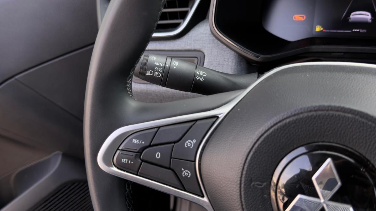 mitsubishi-colt-2025-gasolina-999cc