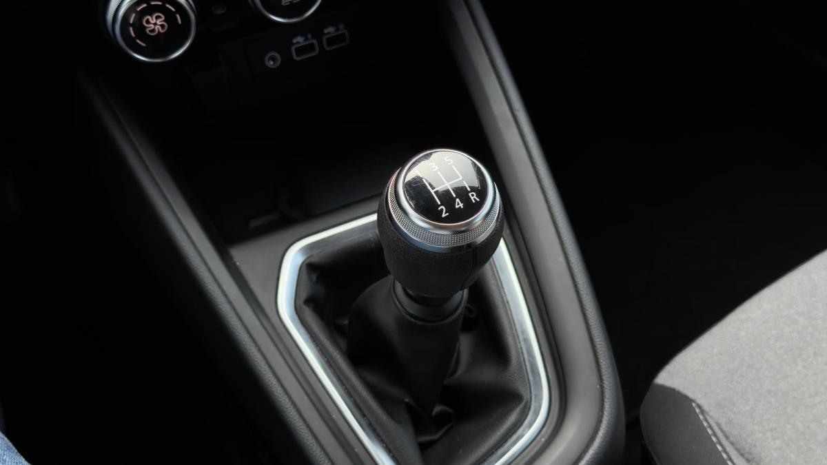 mitsubishi-colt-2025-gasolina-999cc