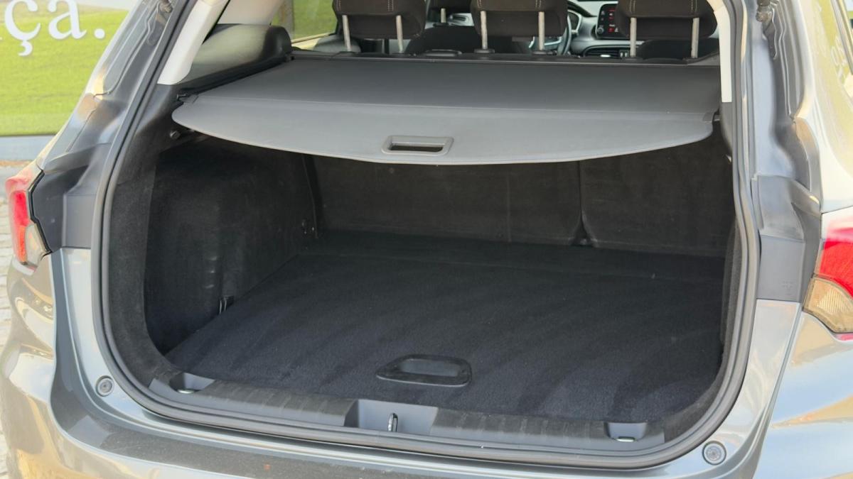 fiat-tipo-station-wagon-2019-diesel-1598cc