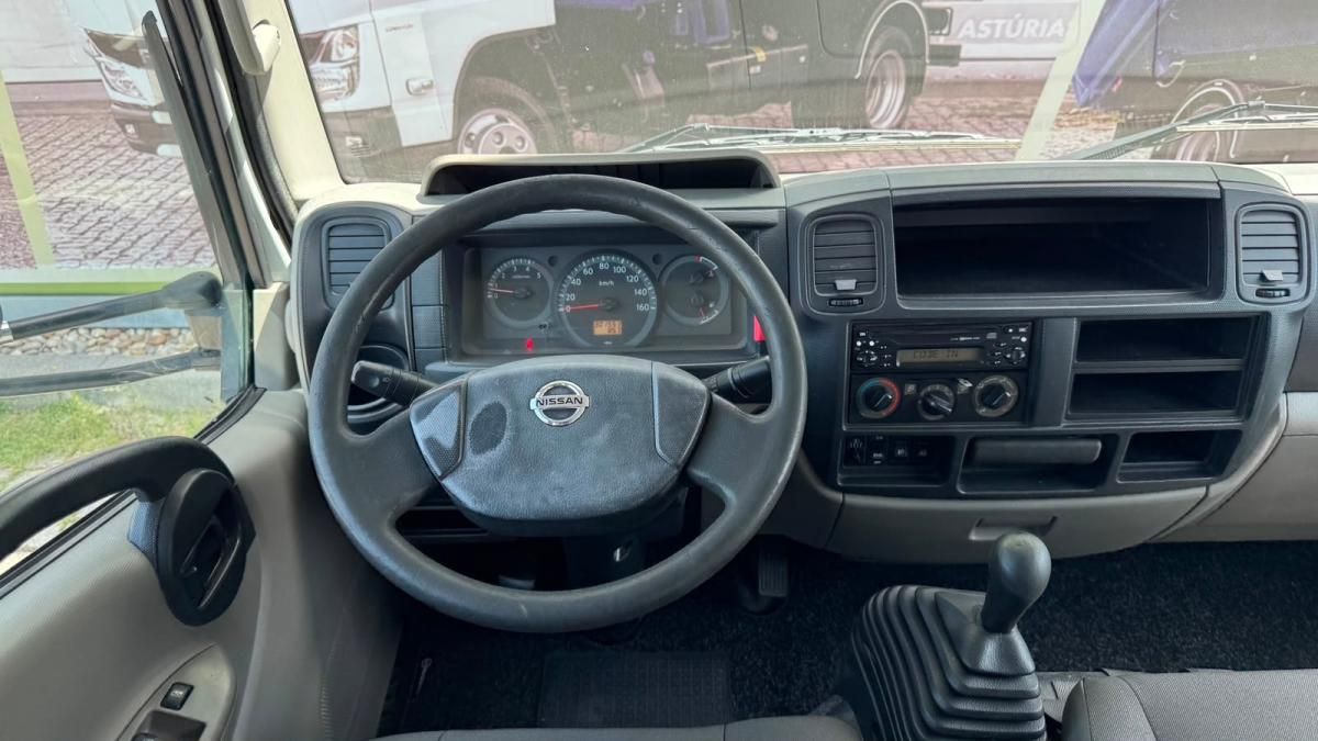 nissan-cabstar-2007-diesel-2488cc