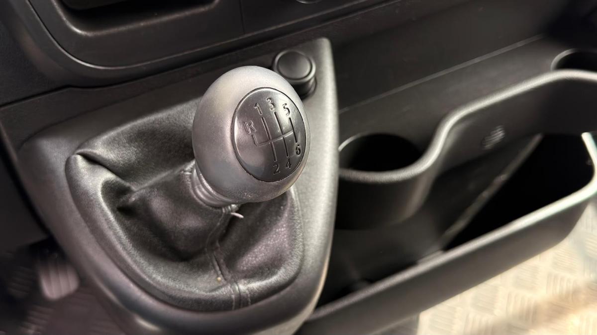 renault-master-2014-diesel-2299cc