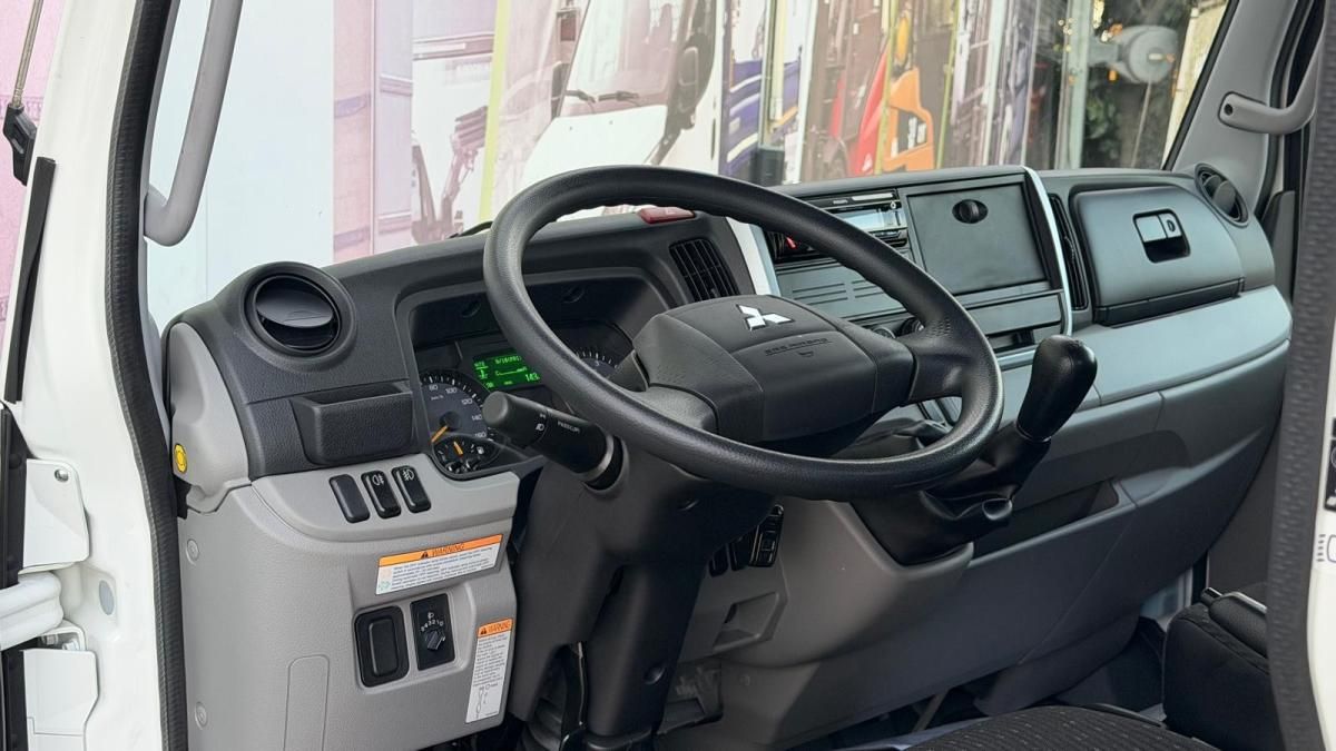 mitsubishi-canter-2026-diesel-2998cc
