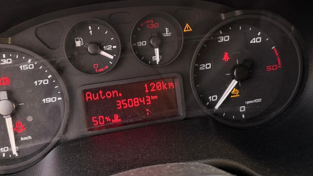 iveco-daily-2016-diesel-2998cc