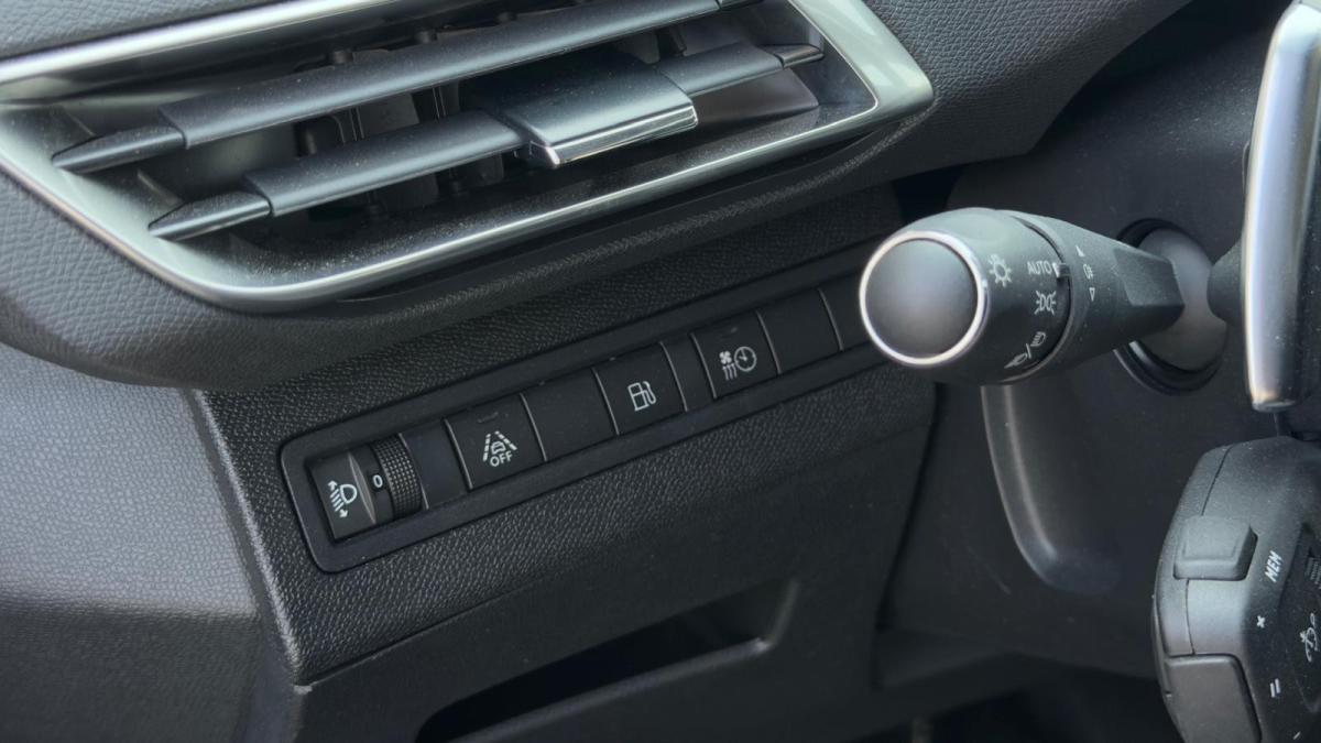 peugeot-3008-2022-hibrido-a-diesel-1499cc
