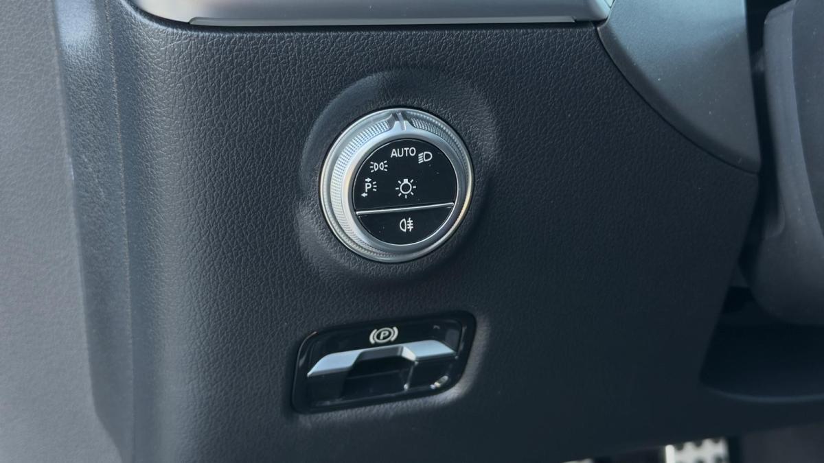 mercedes-benz-classe-c-2022-hibrido-a-gasolina-1991cc