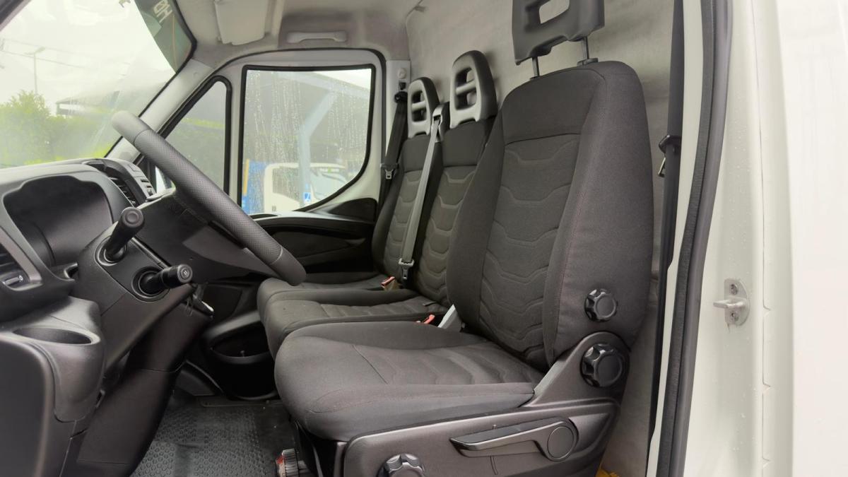 iveco-daily-2015-diesel-2998cc