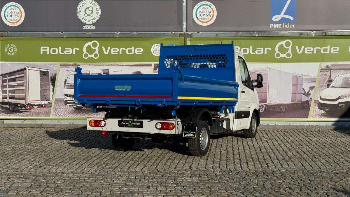 hyundai-h350-2018-diesel-2497cc