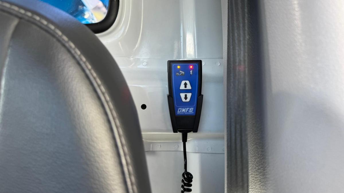 hyundai-h350-2018-diesel-2497cc