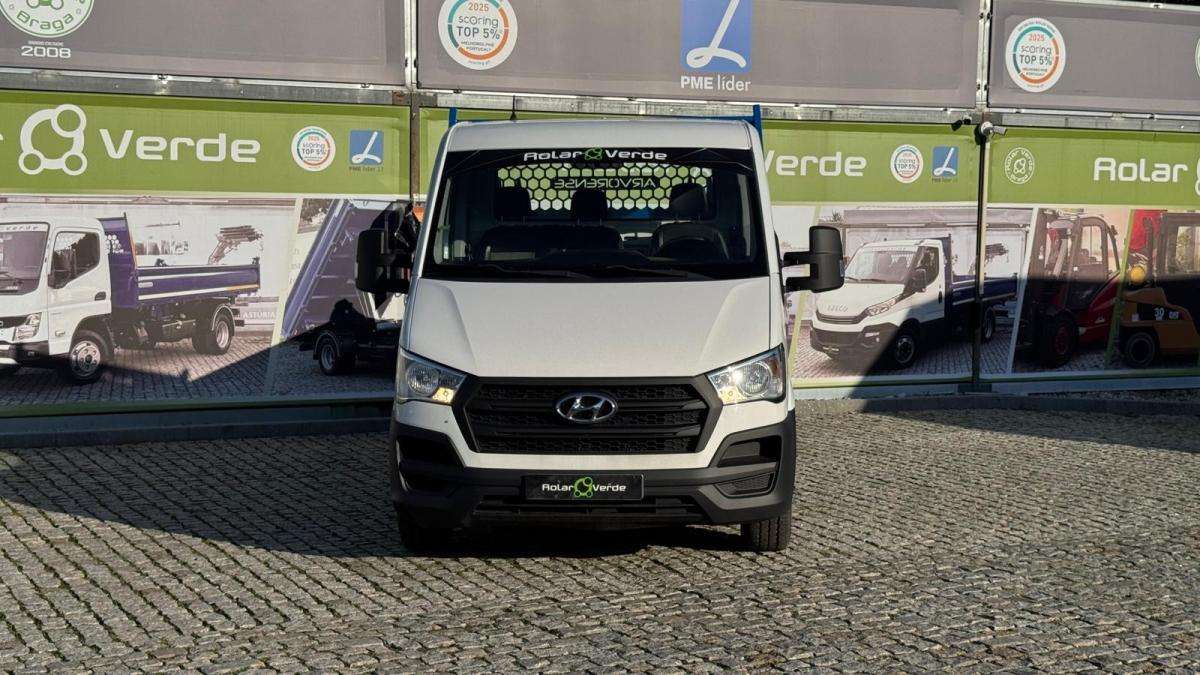 hyundai-h350-2018-diesel-2497cc