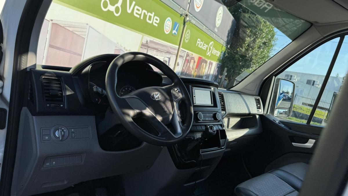 hyundai-h350-2018-diesel-2497cc
