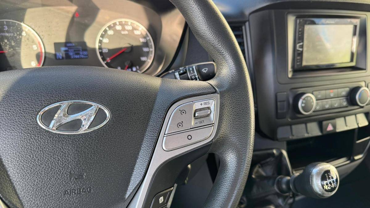 hyundai-h350-2018-diesel-2497cc