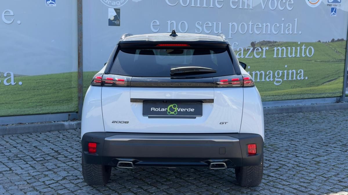 peugeot-2008-2023-gasolina-1199cc