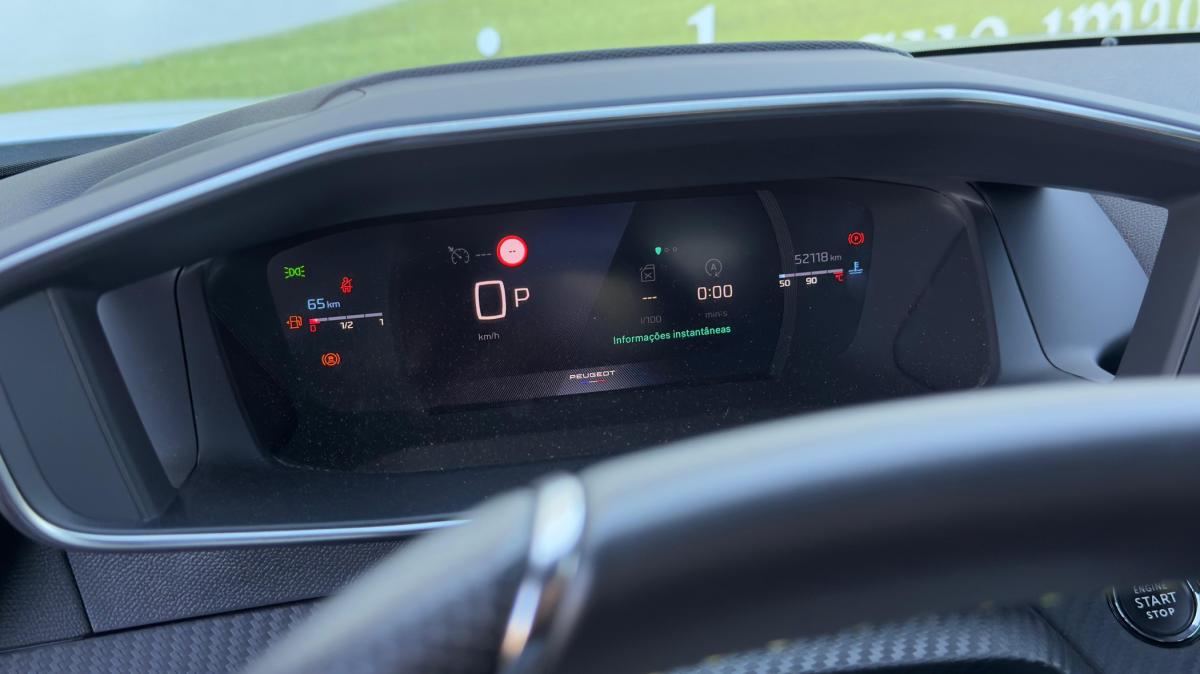 peugeot-2008-2023-gasolina-1199cc