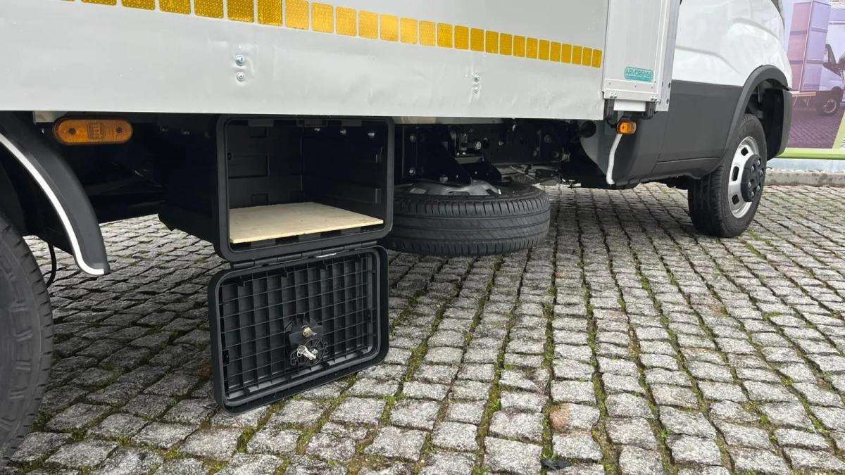 iveco-daily-2026-diesel-2998cc