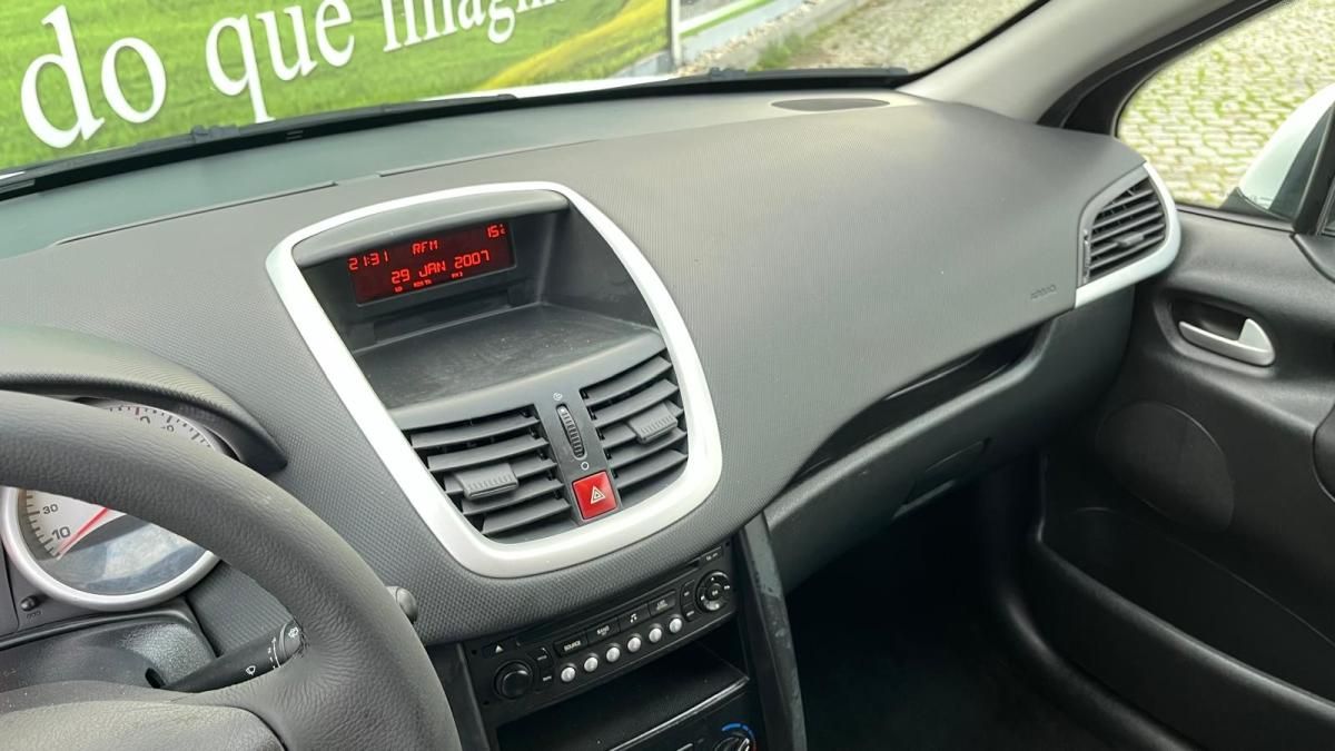 peugeot-207-2009-diesel-1398cc