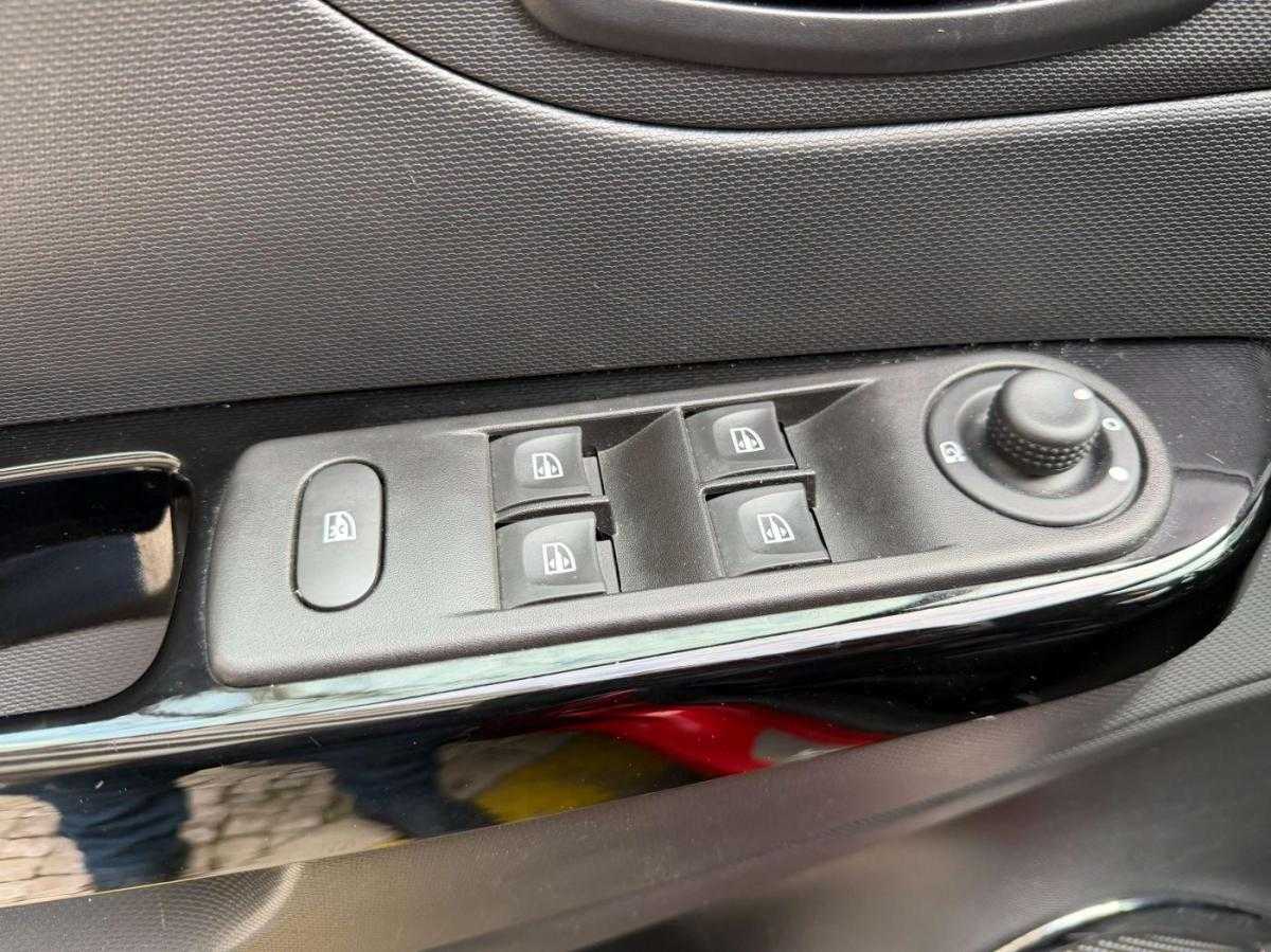 renault-captur-2014-gasolina-1197cc