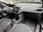 peugeot-208-2015-gasolina-1199cc