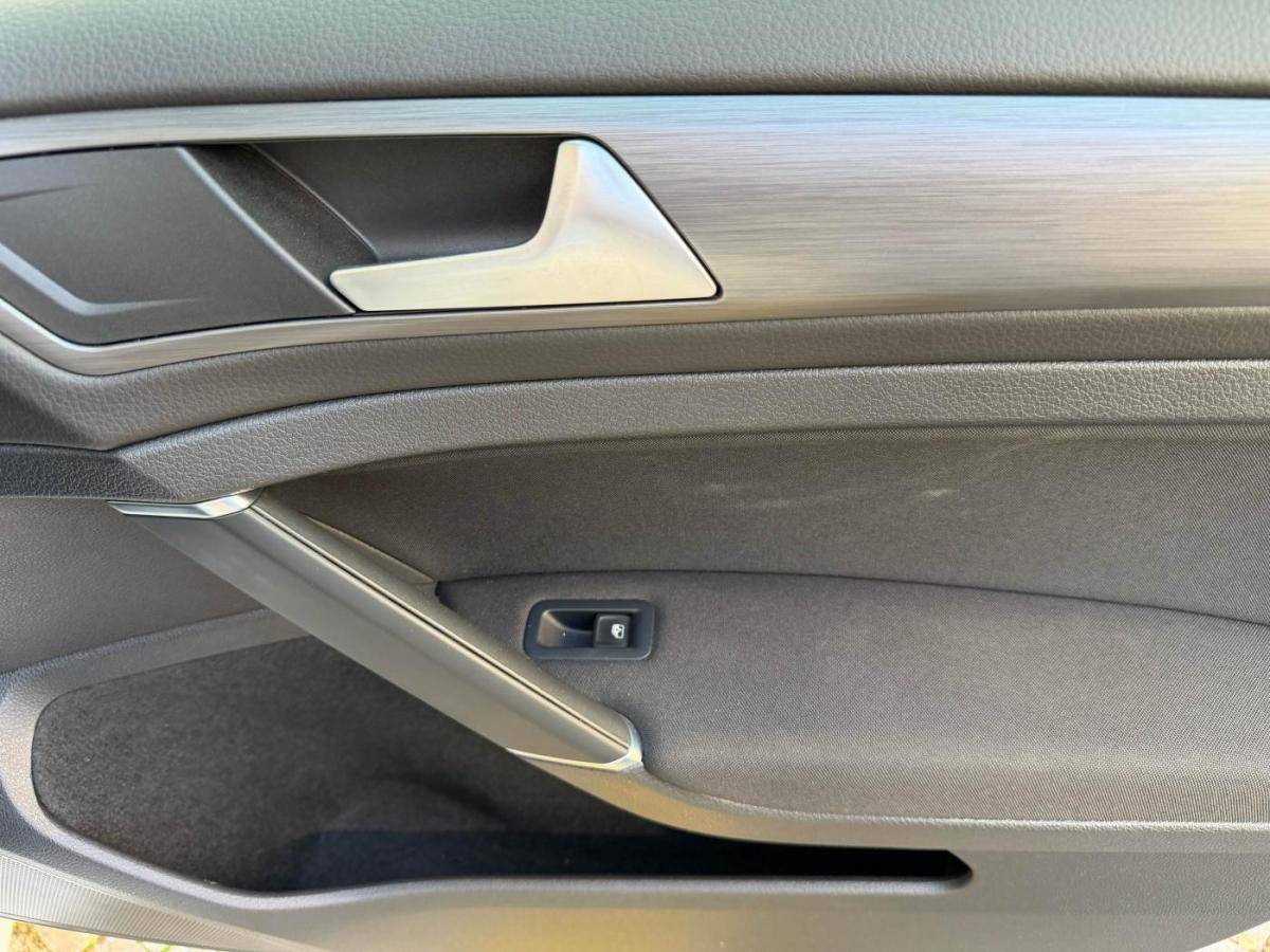 volkswagen-e-golf-2021-eletrico-0cc