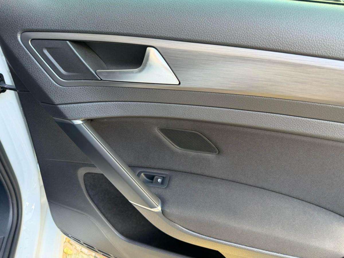 volkswagen-e-golf-2021-eletrico-0cc