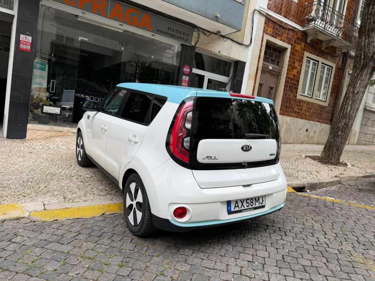 kia-soul-2017-eletrico-0cc